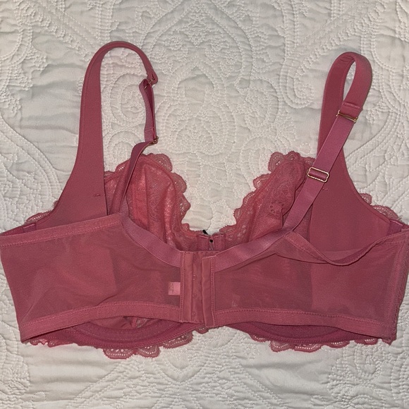 Cacique 42DD Bra - Picture 2 of 8